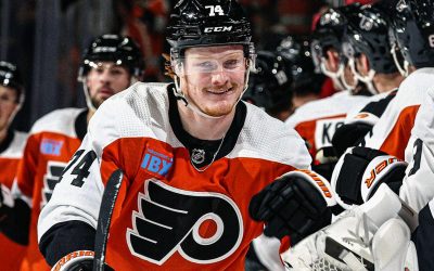 Owen Tippett Signs $49.6M Extension with Flyers